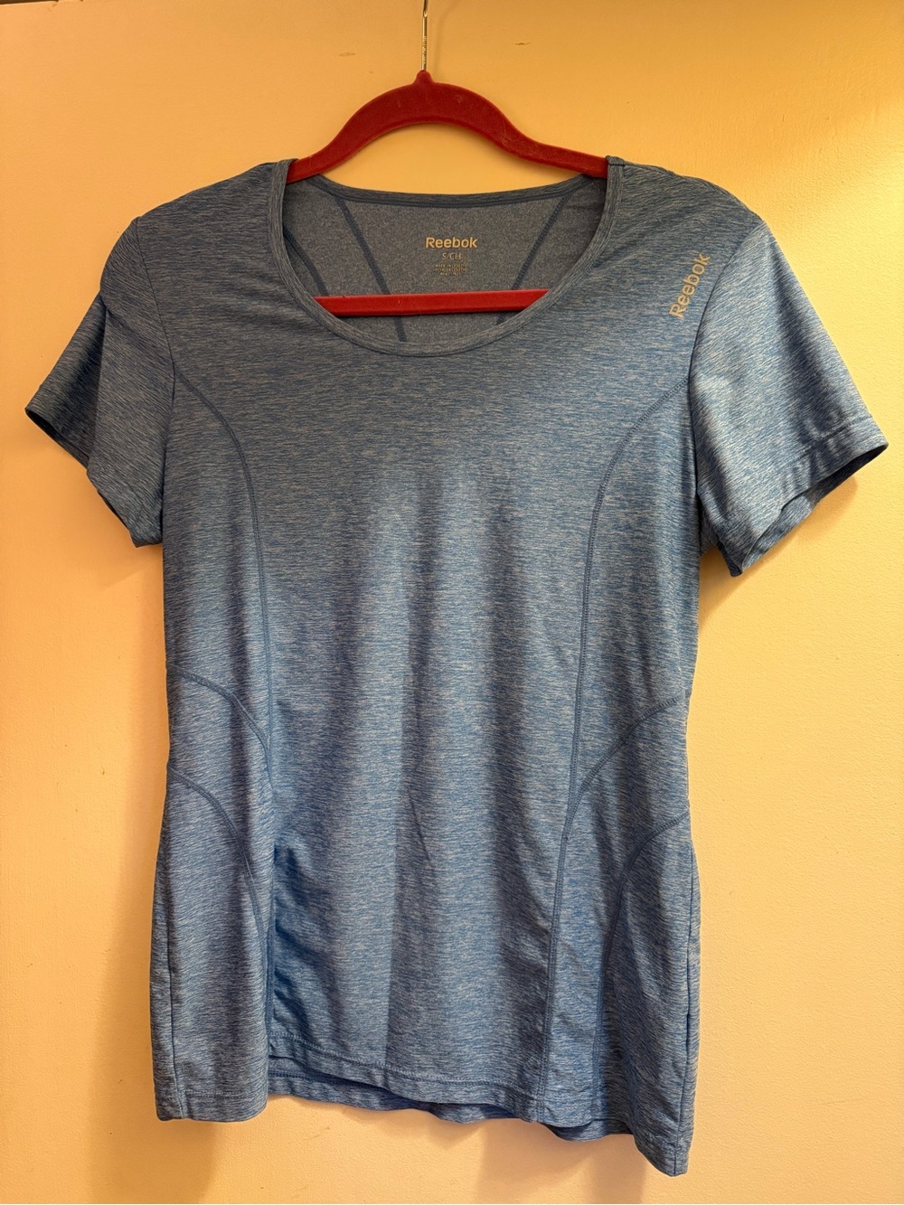 🦋 3/$25 🦋 Reebok Women’s Heather Blue Short Sleeve Performance Tee
